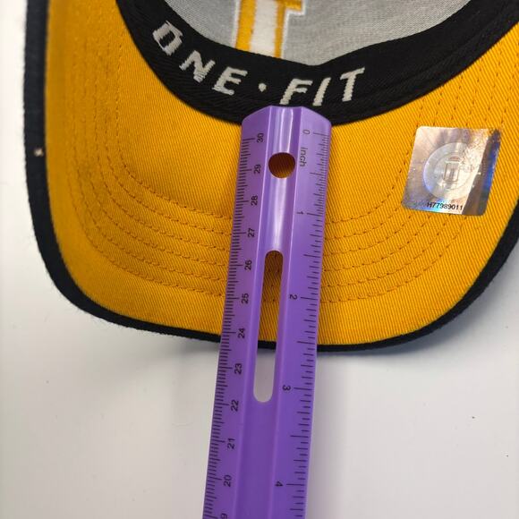 Iowa Hawkeyes Top Of The Word Fitted Hat One Fit Black Gold - Picture 5 of 5